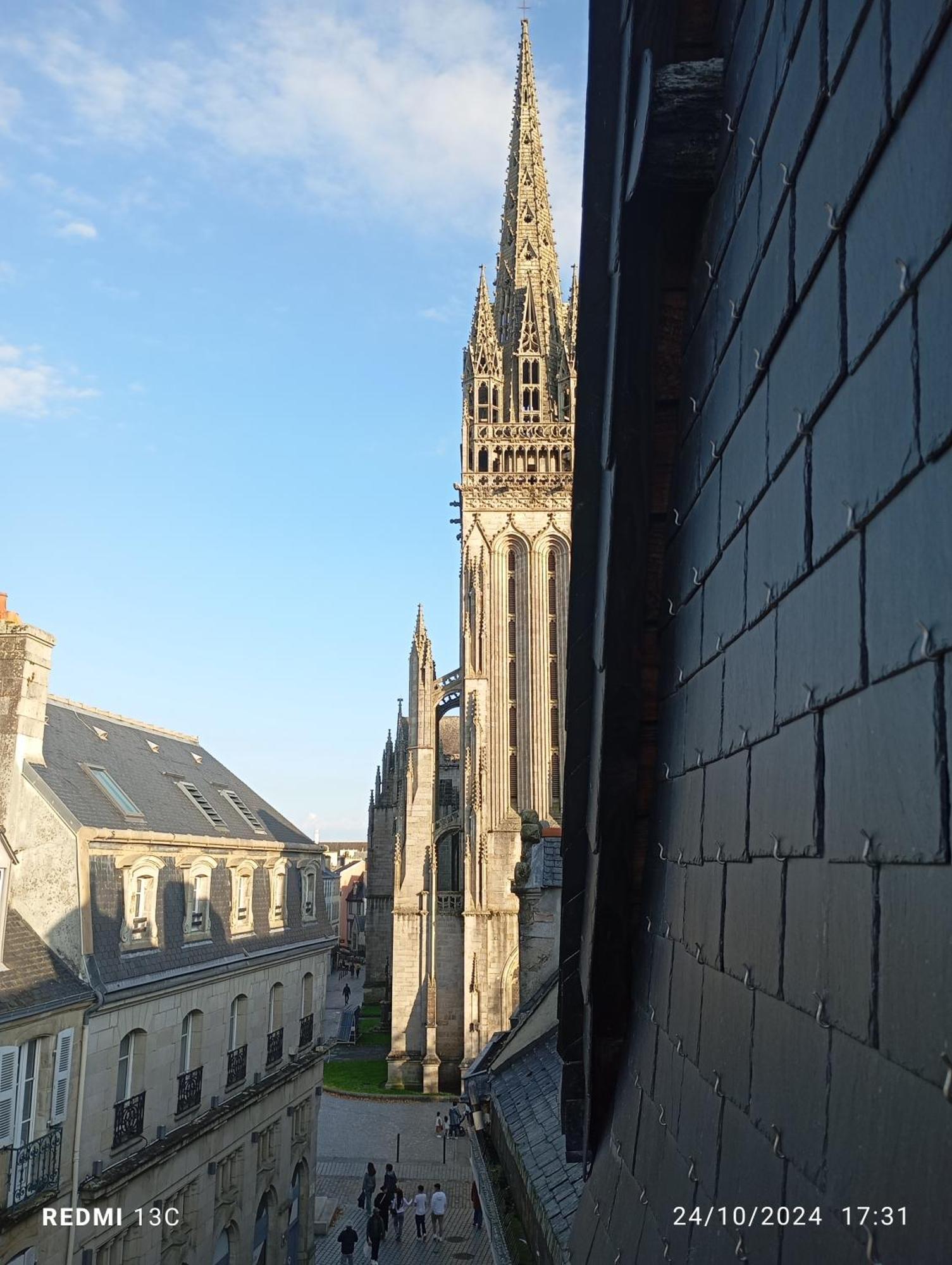 Escapade Romantique Sous Les Toits De Kereon - Centre Historique, Rue Pietonne Quimper Dış mekan fotoğraf